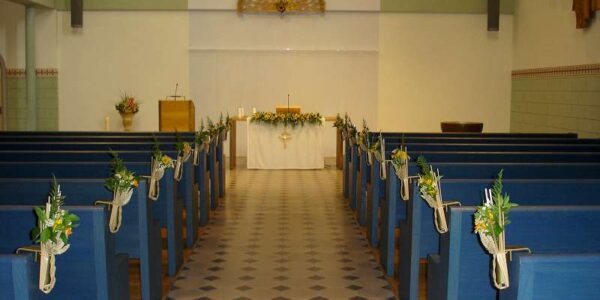 Hochzeitsdeko Kirche